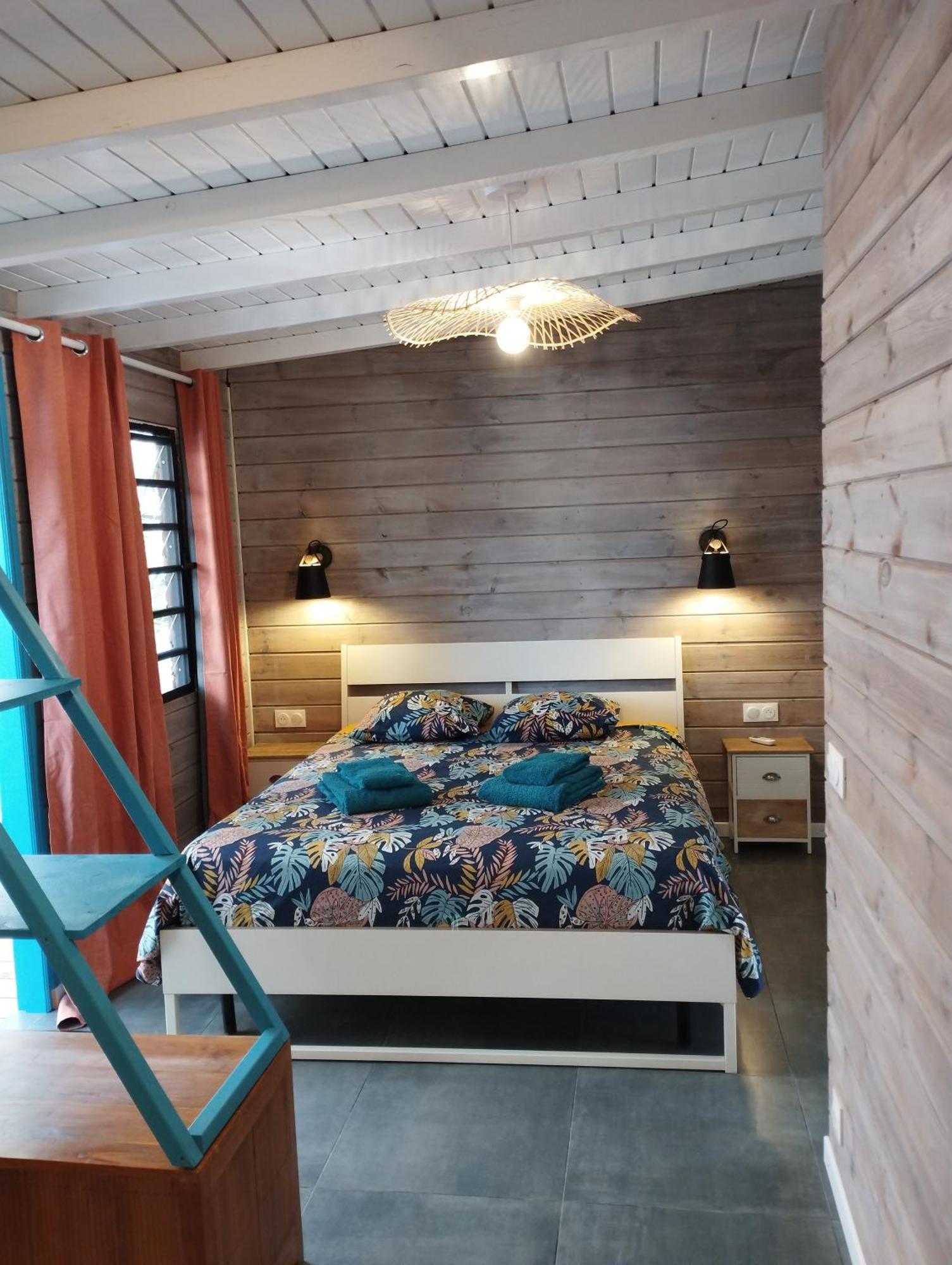 Les Coulirooms - Gite Sainte-Anne  Luaran gambar